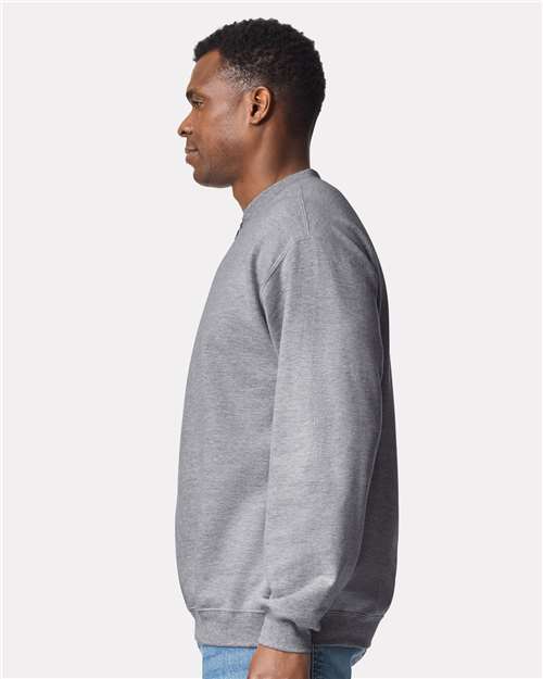 Gildan Unisex Softstyle® Midweight 1/4 Zip Sweatshirt SF008