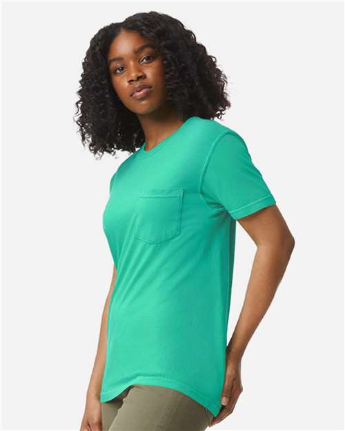 Comfort Colors Unisex Garment-Dyed Heavyweight Pocket T-Shirt 6030